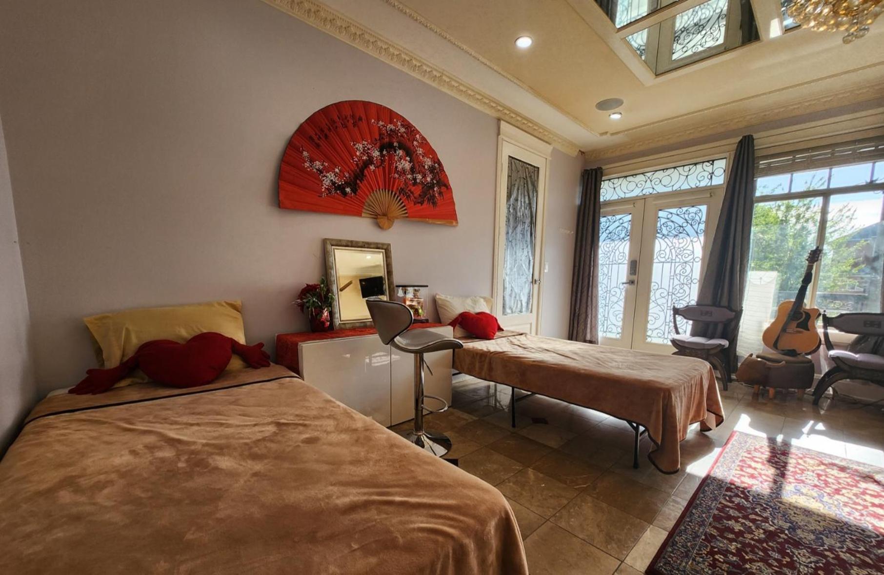 Empress Palace Hotel Суррей Экстерьер фото